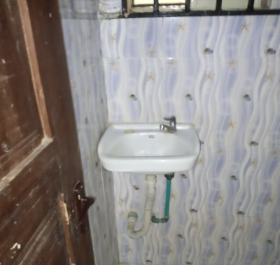 mini flat in Apete for rent