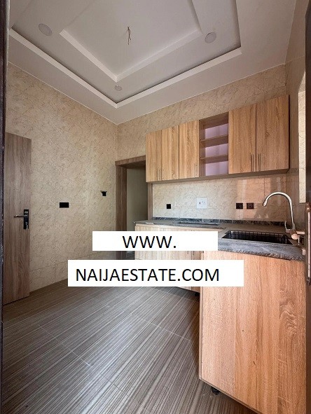 2bdrm Bungalow in Basorun Housing, Akobo for sale-1